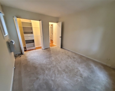 6120 North Talman Avenue - Photo Thumbnail 8