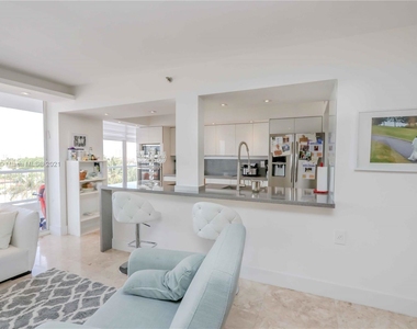 9341 Collins Ave - Photo Thumbnail 2