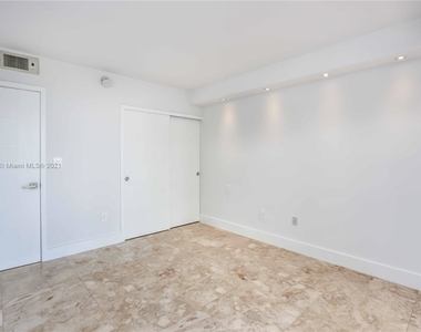 9341 Collins Ave - Photo Thumbnail 45