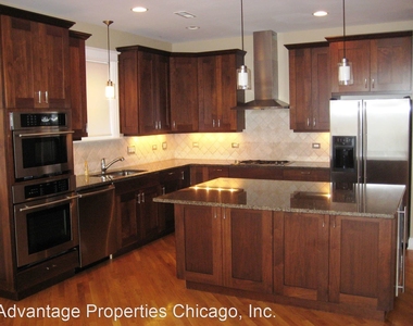 618 W. Schubert Apt #3w - Photo Thumbnail 12