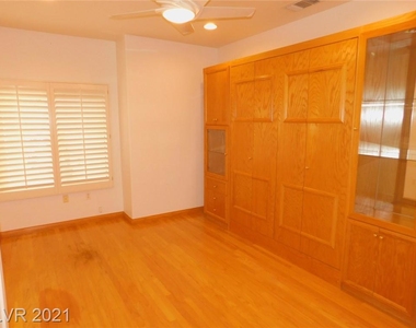 10908 Bourbon Run Avenue - Photo Thumbnail 8