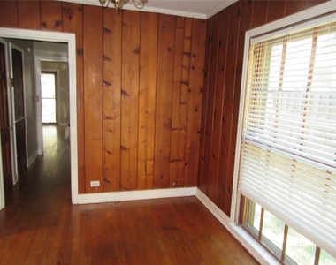 5324 Longview Street - Photo Thumbnail 2