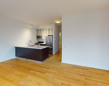 808 Columbus Avenue - Photo Thumbnail 6