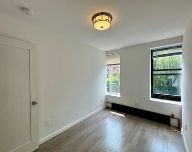 318 East 104th Street - Photo Thumbnail 7