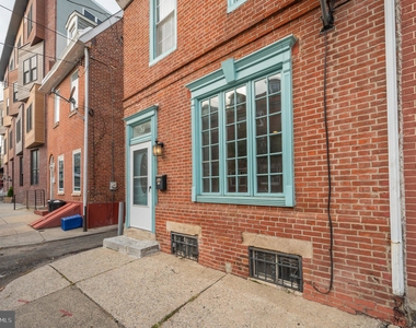 153 Fairmount Avenue - Photo Thumbnail 4