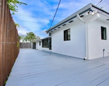 2510 Ne 215 Street - Photo Thumbnail 26