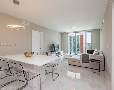 330 Sunny Isles Blvd - Photo Thumbnail 14