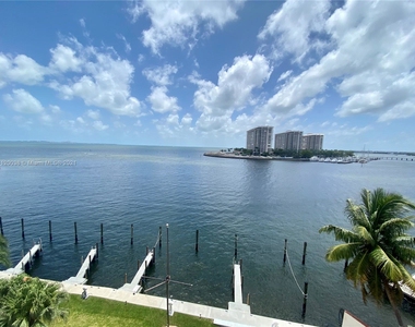 1632 S Bayshore Ct - Photo Thumbnail 65