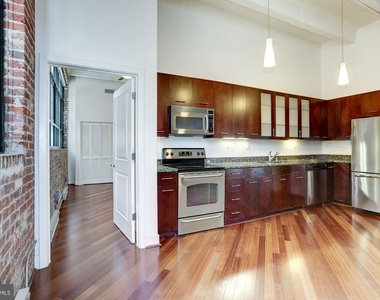 1701 Kalorama Road Nw - Photo Thumbnail 4