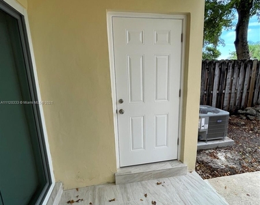 8427 Sw 137th Ave - Photo Thumbnail 21