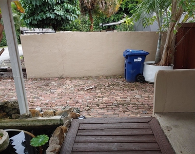 18190 Oleta Dr - Photo Thumbnail 7