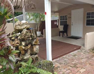 18190 Oleta Dr - Photo Thumbnail 6