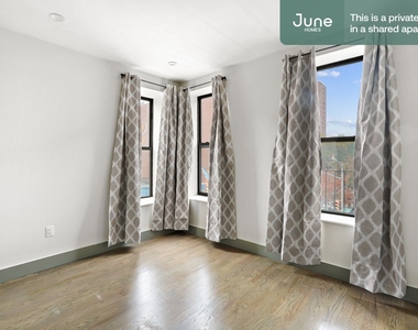 1675 Lexington Avenue - Photo Thumbnail 0