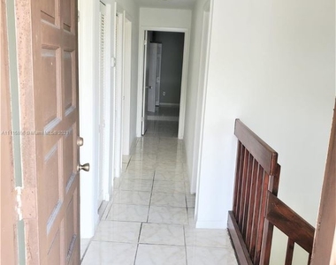 2402 Sw 108th Ave #2402 - Photo Thumbnail 11