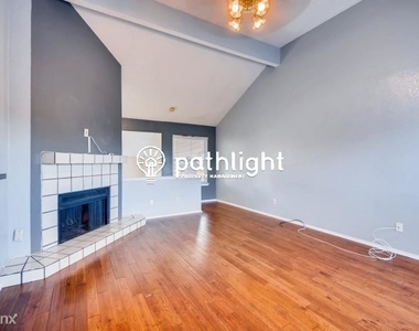 1704 San Francisco St - Photo Thumbnail 6