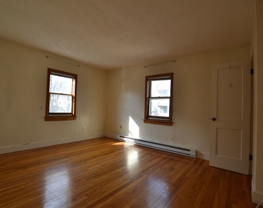 38 Beechcroft St Apt 3 - Photo Thumbnail 1