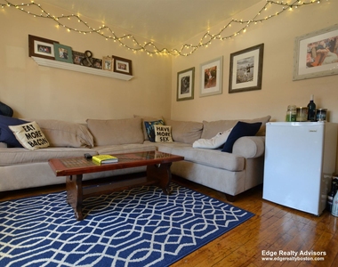 18 Beechcroft St Apt 1 - Photo Thumbnail 3