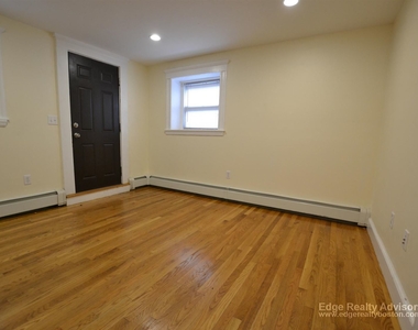 4 Elko St Apt B2 - Photo Thumbnail 1