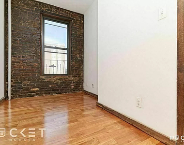 647 East 11th Street - Photo Thumbnail 8