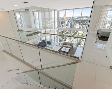 1040 Biscayne Blvd - Photo Thumbnail 14