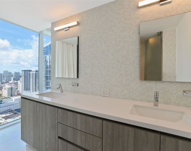 1040 Biscayne Blvd - Photo Thumbnail 23