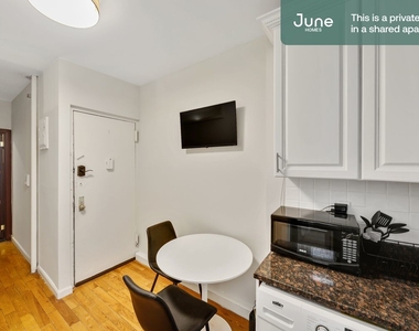 205 West 109 - Photo Thumbnail 6