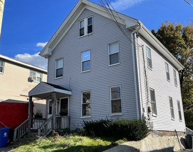 22 Salem Street - Photo Thumbnail 3