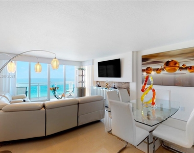 6917 Collins Ave - Photo Thumbnail 2