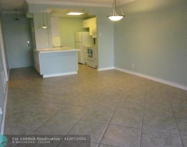 720 Orton Ave - Photo Thumbnail 26