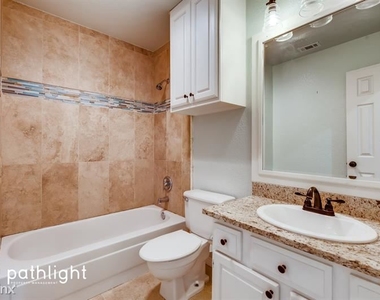 6808 Greenleaf Drive - Photo Thumbnail 13