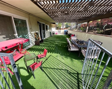 22640 Crespi Street - Photo Thumbnail 11