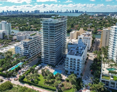 3737 Collins Ave - Photo Thumbnail 26