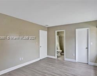 6641 Sw 137th Ct - Photo Thumbnail 7