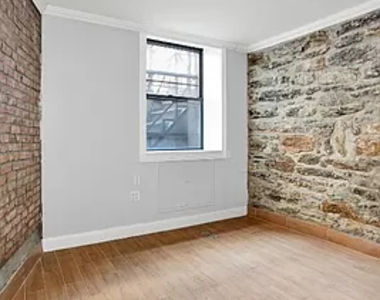 206 East 83rd Street - Photo Thumbnail 12