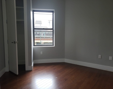 1350 Myrtle Avenue - Photo Thumbnail 12