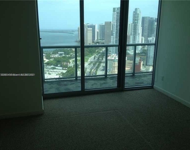 888 Biscayne Blvd - Photo Thumbnail 6