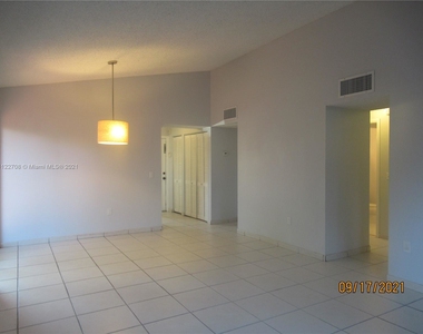 13236 Sw 111th Ter - Photo Thumbnail 2