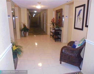 305 N Pompano Beach Blvd - Photo Thumbnail 16