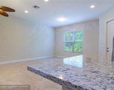 12408 Nw 17ct - Photo Thumbnail 12