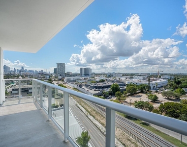 4250 Biscayne Blvd - Photo Thumbnail 7