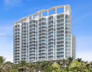 6515 Collins Ave - Photo Thumbnail 8