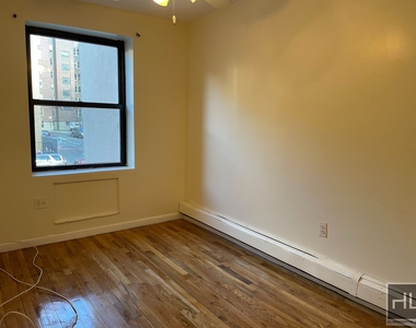 370 Lefferts Avenue - Photo Thumbnail 0