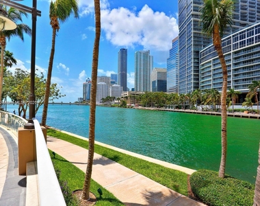 901 Brickell Key Blvd - Photo Thumbnail 29