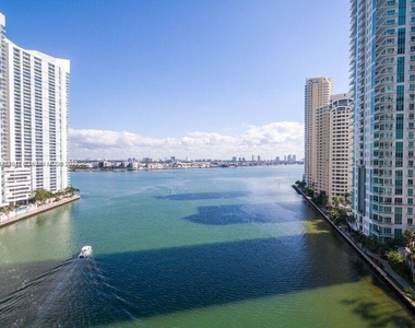 901 Brickell Key Blvd - Photo Thumbnail 30