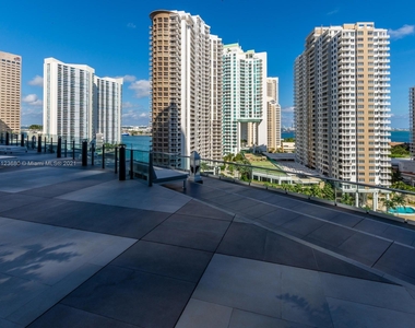 495 Brickell Ave - Photo Thumbnail 50