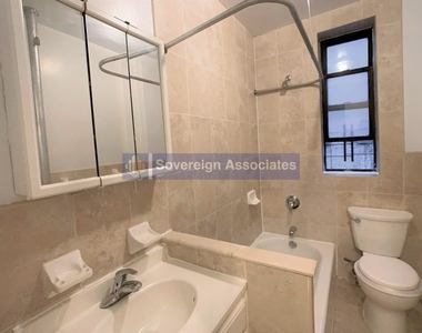 609 West 196th Street - Photo Thumbnail 2