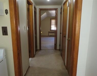 134 Farragut Road - Photo Thumbnail 3