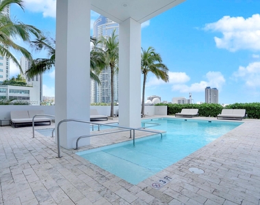 1040 Biscayne Blvd - Photo Thumbnail 23