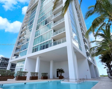 1040 Biscayne Blvd - Photo Thumbnail 21