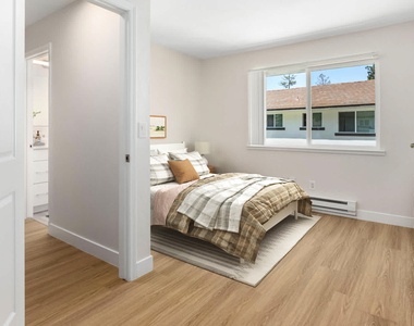 1235 Wildwood Ave - Photo Thumbnail 15